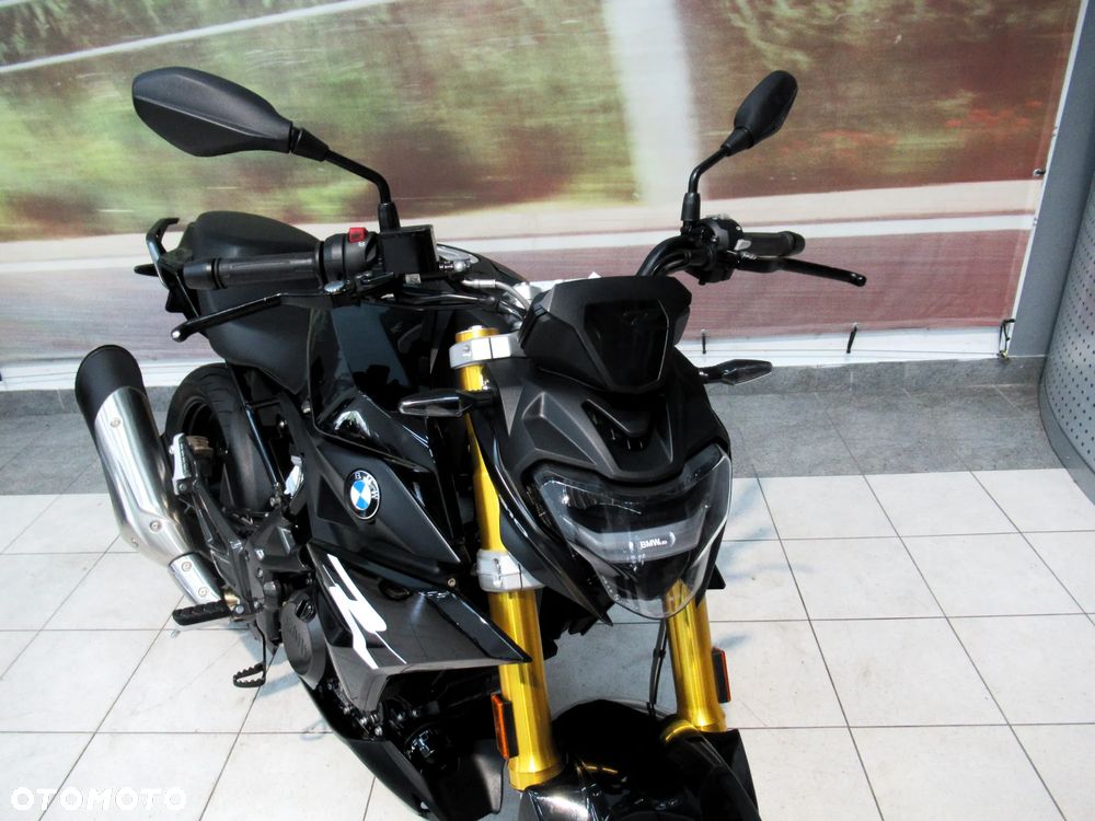 BMW G - 11
