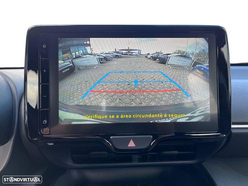 Toyota Yaris Cross 1.5 Hybrid Comfort Plus - 19