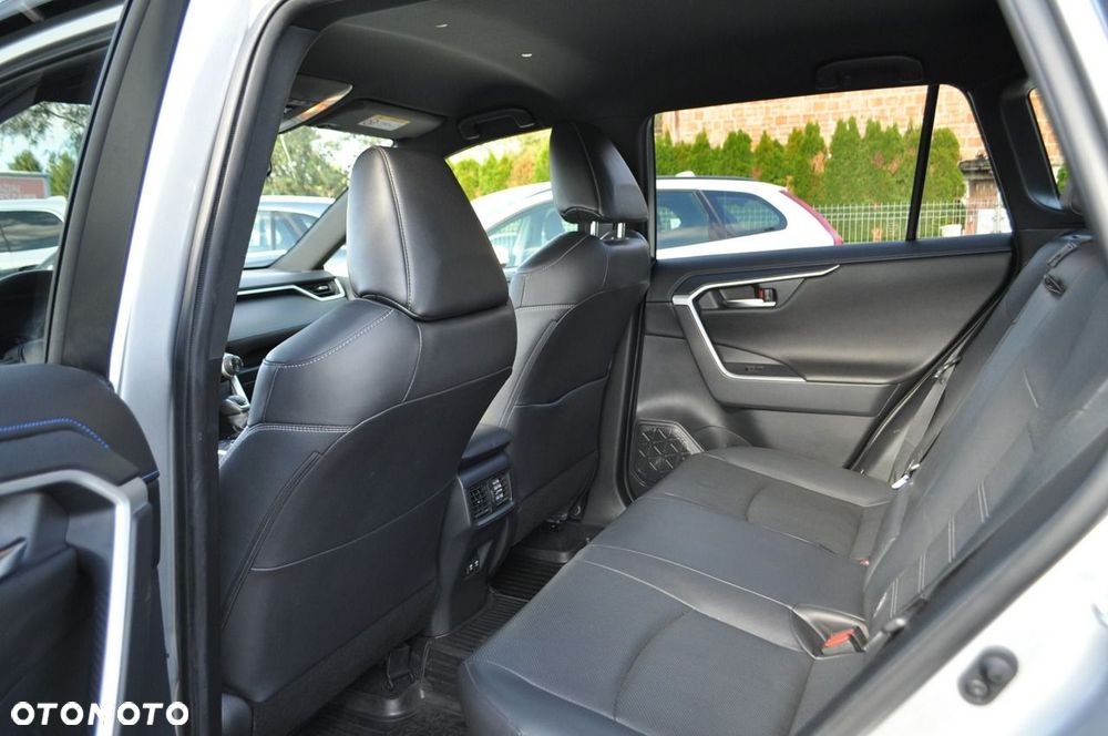 Toyota RAV4 - 37
