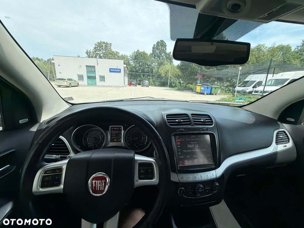 Fiat Freemont 2.0 Multijet Lounge AWD - 12