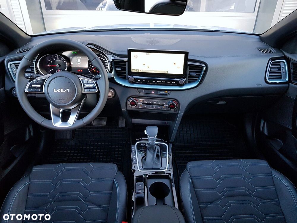 Kia XCeed 1.6 T-GDI Tribute DCT - 15