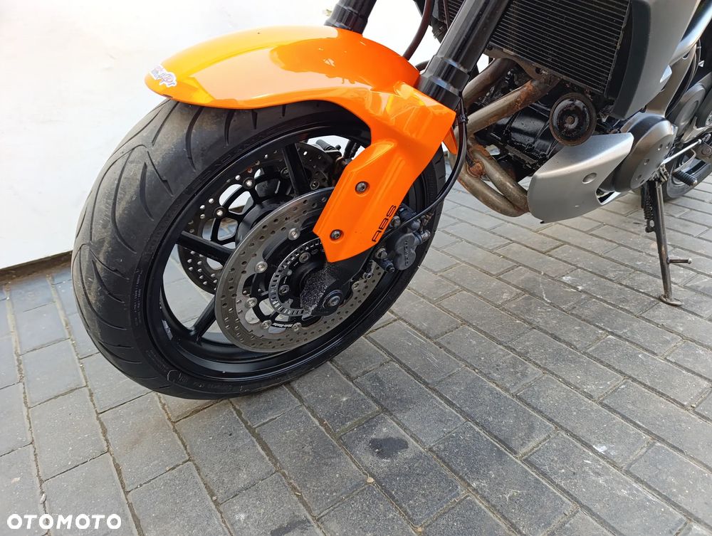 Kawasaki Versys 650 - 9