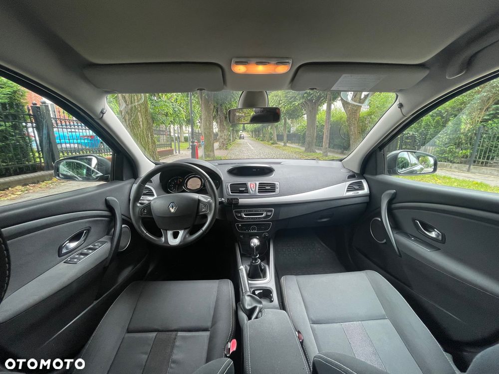 Renault Megane 1.6 16V Expression - 11