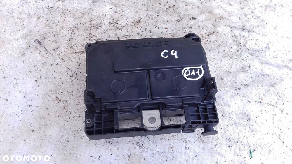 SKRZYNKA BEZPIECZNIKÓW MODUŁ BSM 9658539680 CITROEN C4 C3 04- - 2