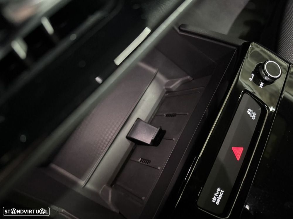 Audi A6 Sportback e-tron ack 83 kWh SE Business - 34