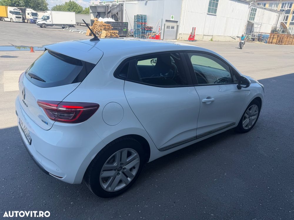 Renault Clio E-TECH 140 ZEN - 11
