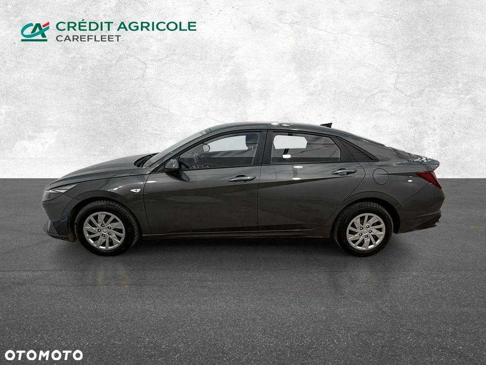 Hyundai Elantra - 9