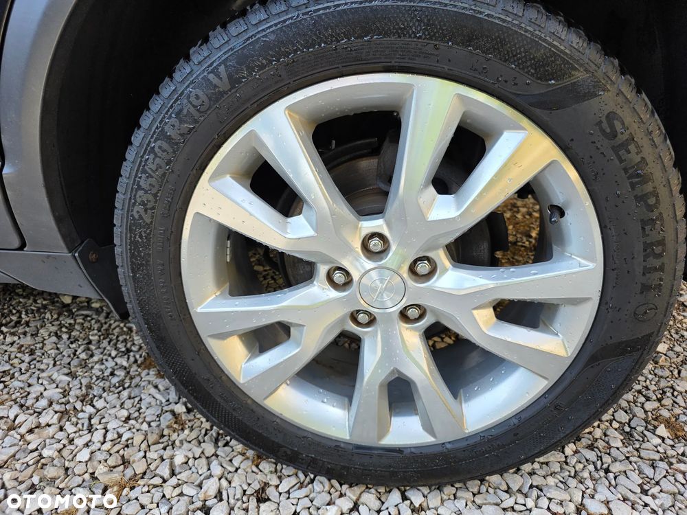 Volkswagen Tiguan - 11