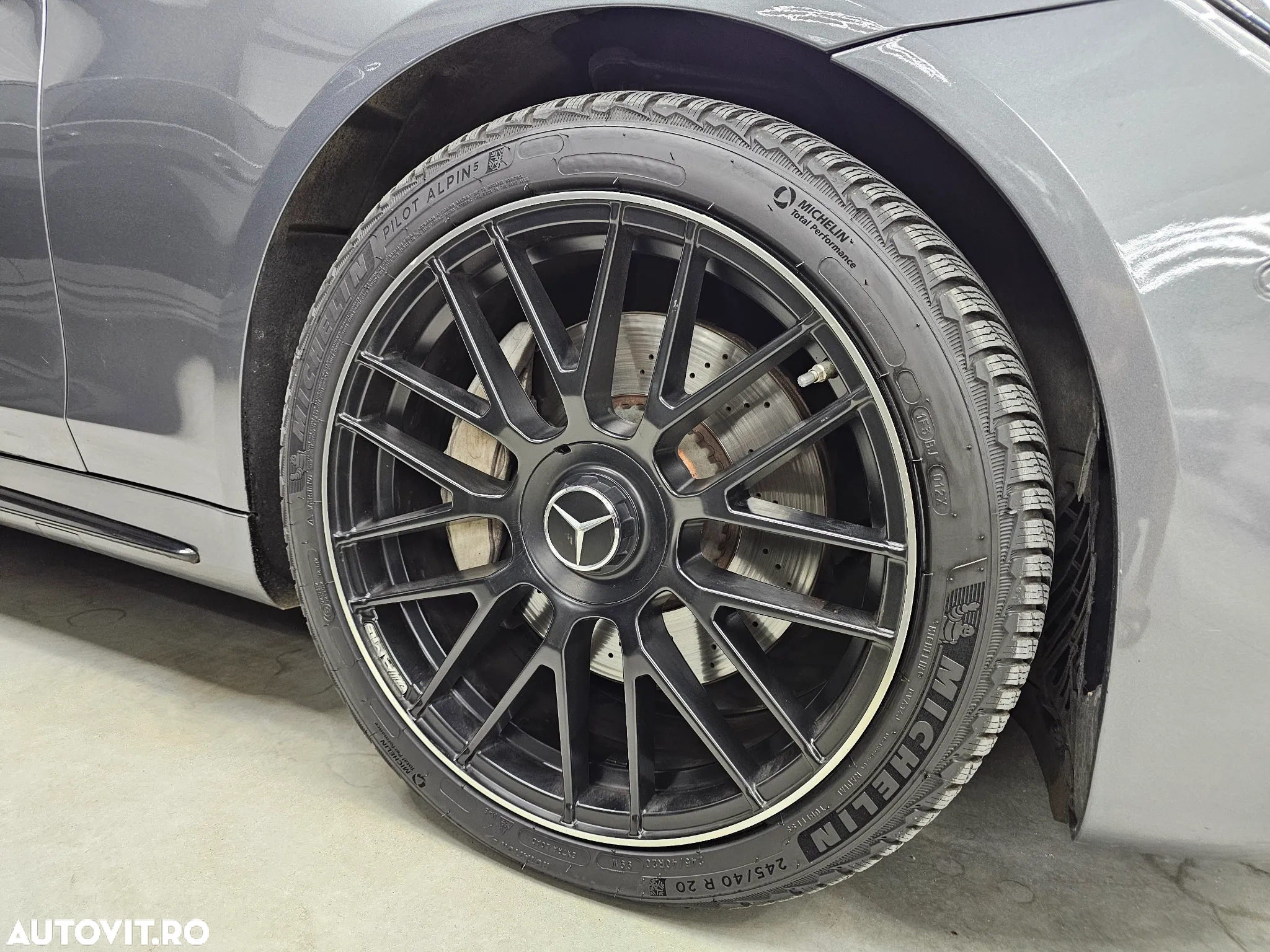 Mercedes-Benz S 560 L 4Matic 9G-TRONIC - 38