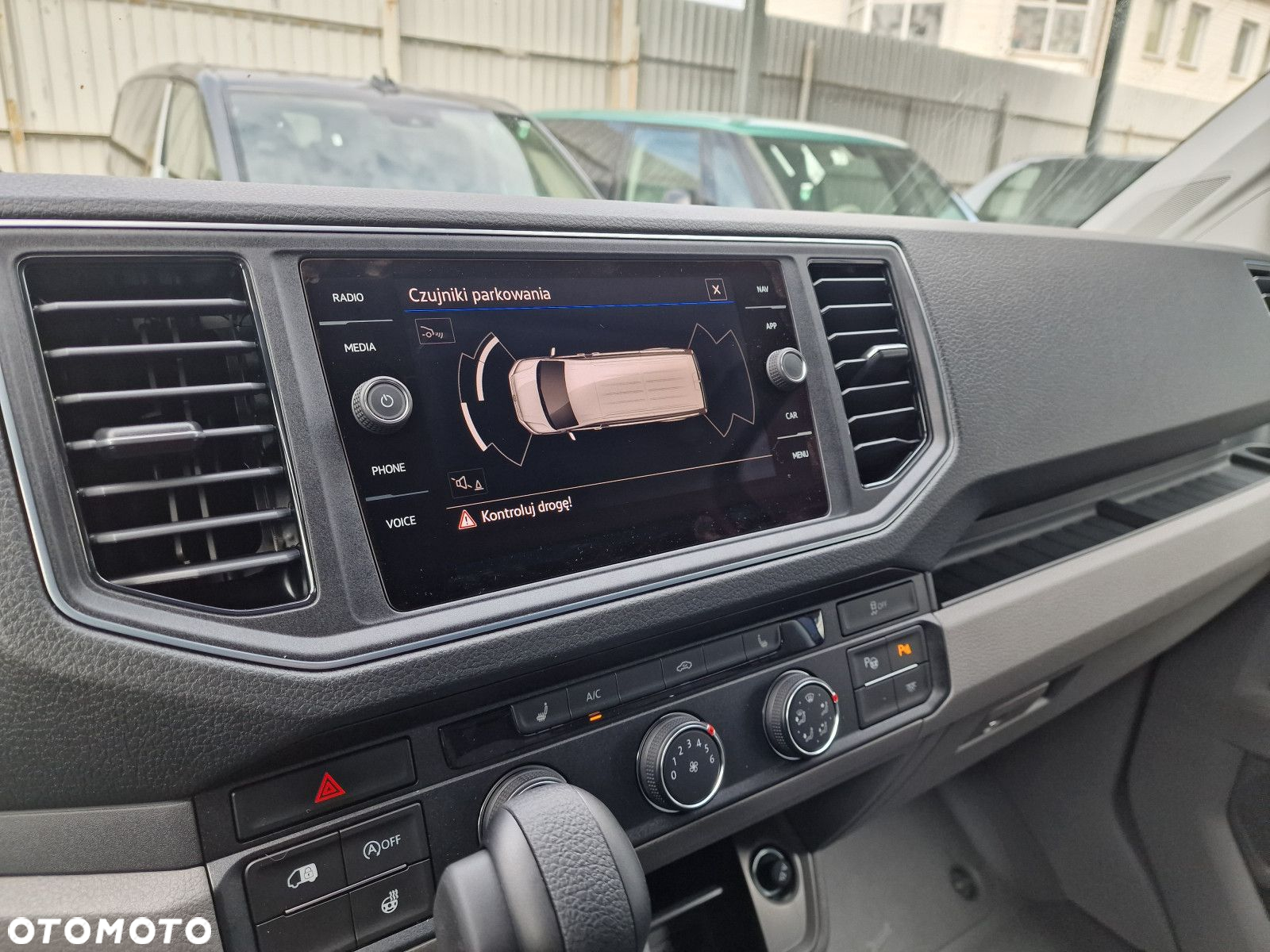 Volkswagen Crafter 2.0 TDI Automat ZABUDOWA - 18