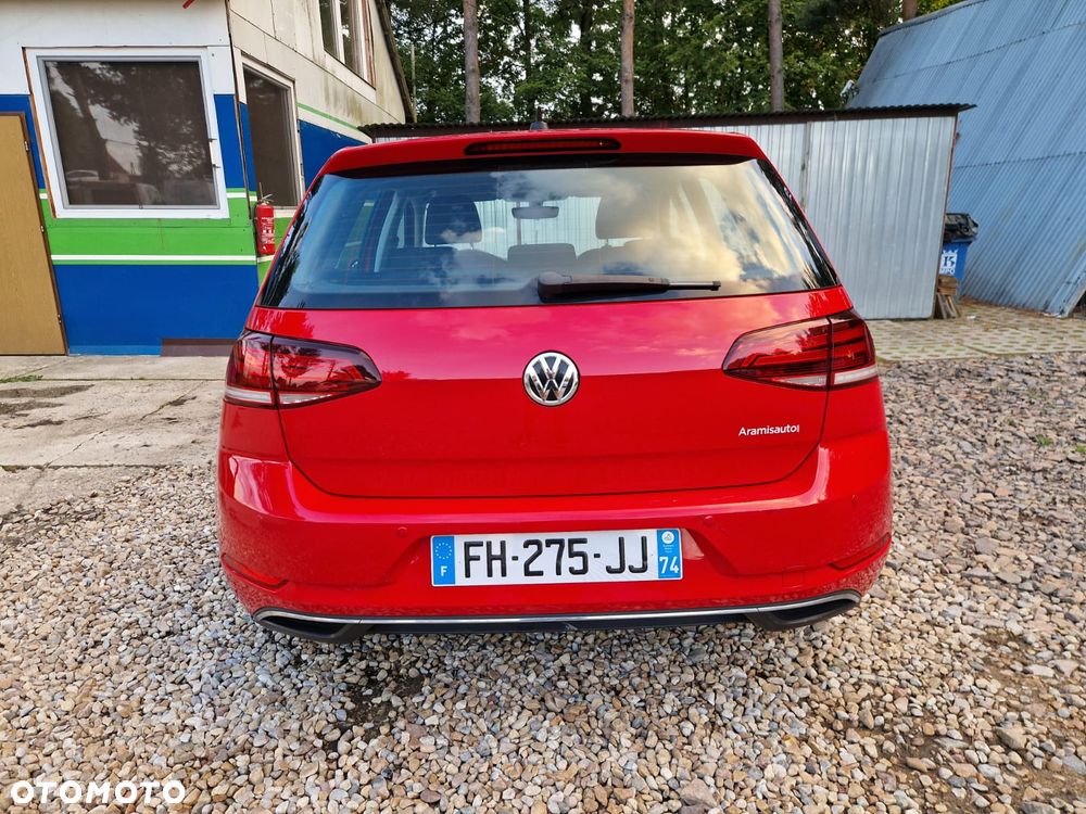 Volkswagen Golf - 8