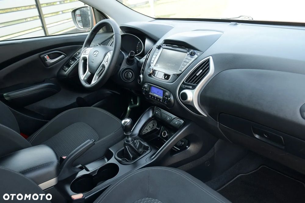 Hyundai ix35 - 24