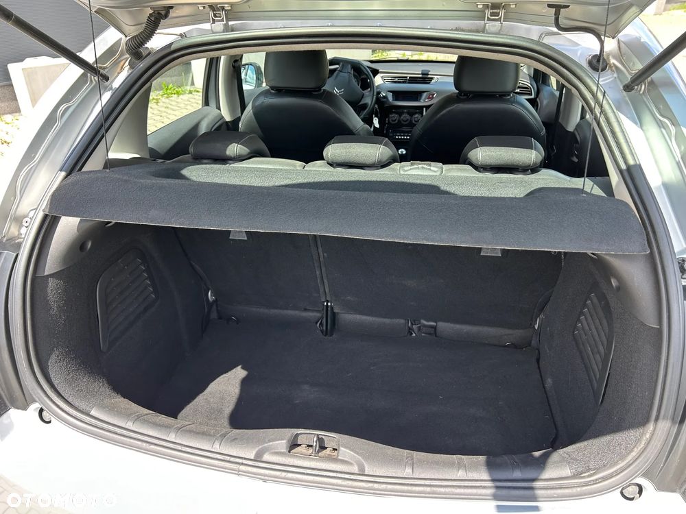 Citroën C3 Pure Tech (VTi) 82 Exclusive - 17