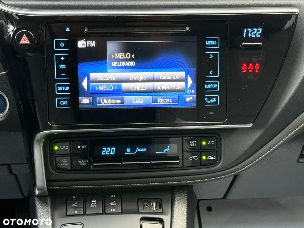 Toyota Auris Hybrid 135 Premium - 10