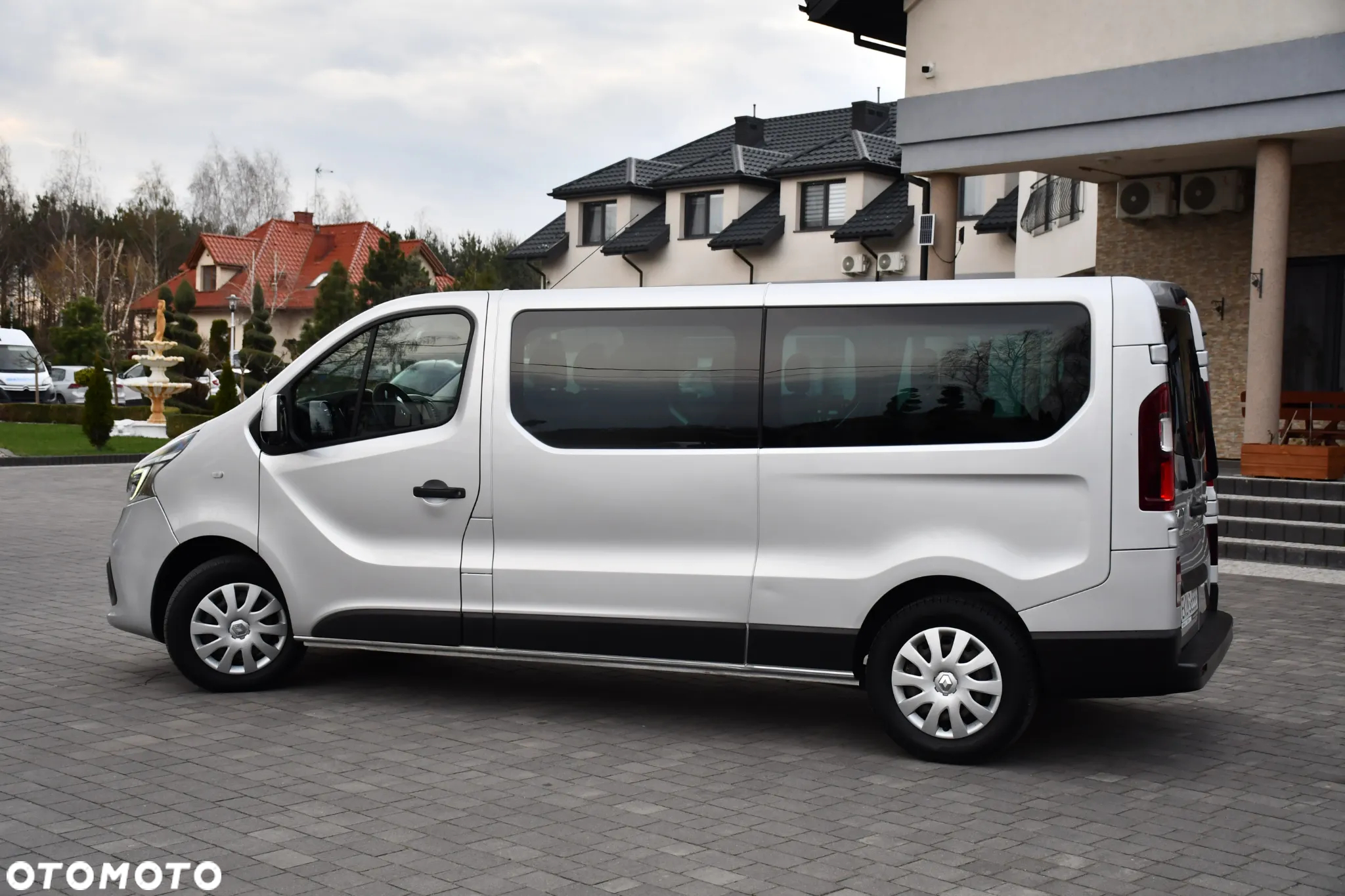 Renault Trafic Kombi 2.0 dCi L2 HD Pack Clim - 9