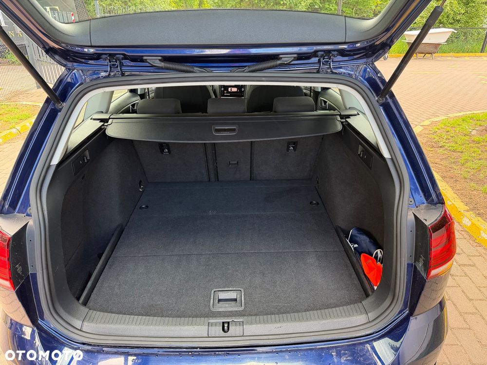 Volkswagen Golf 1.6 TDI BMT Comfortline - 31