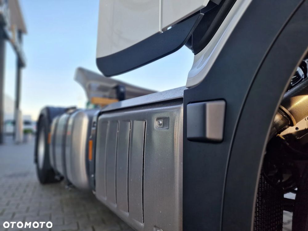 Mercedes-Benz Actros 1848 LS - 13