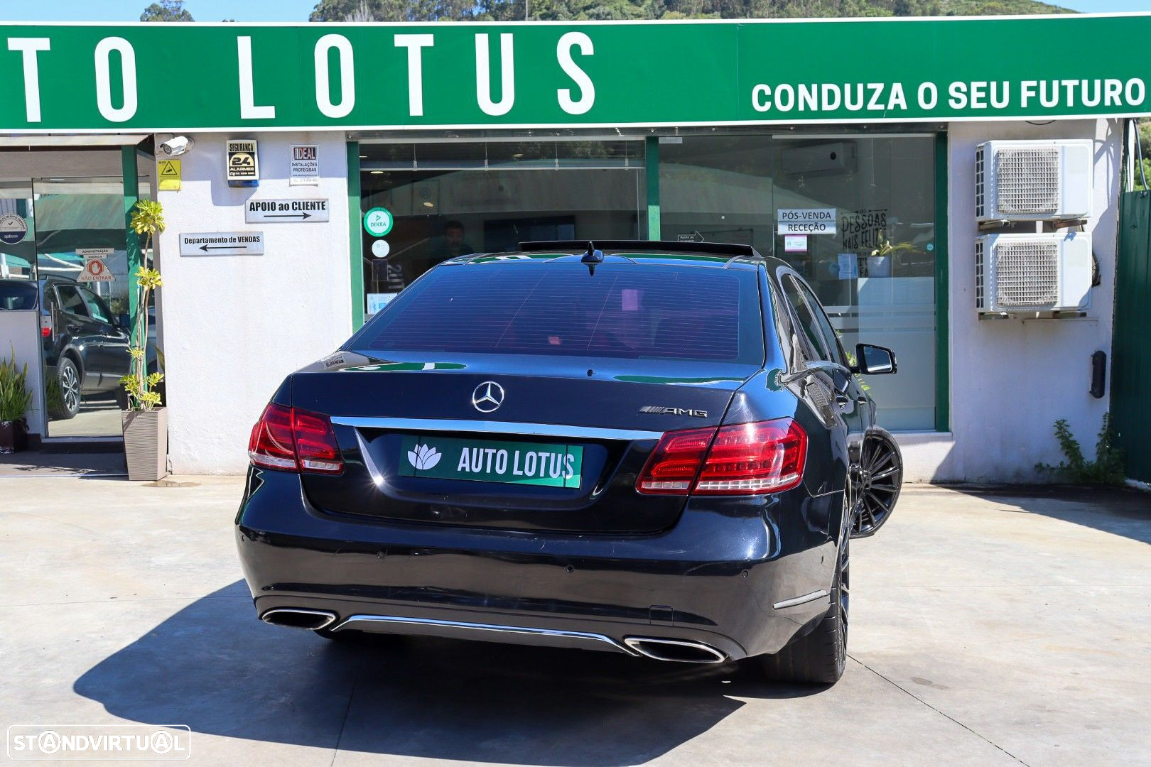 Mercedes-Benz E 300 Bluetec Hybrid Avantgarde - 6
