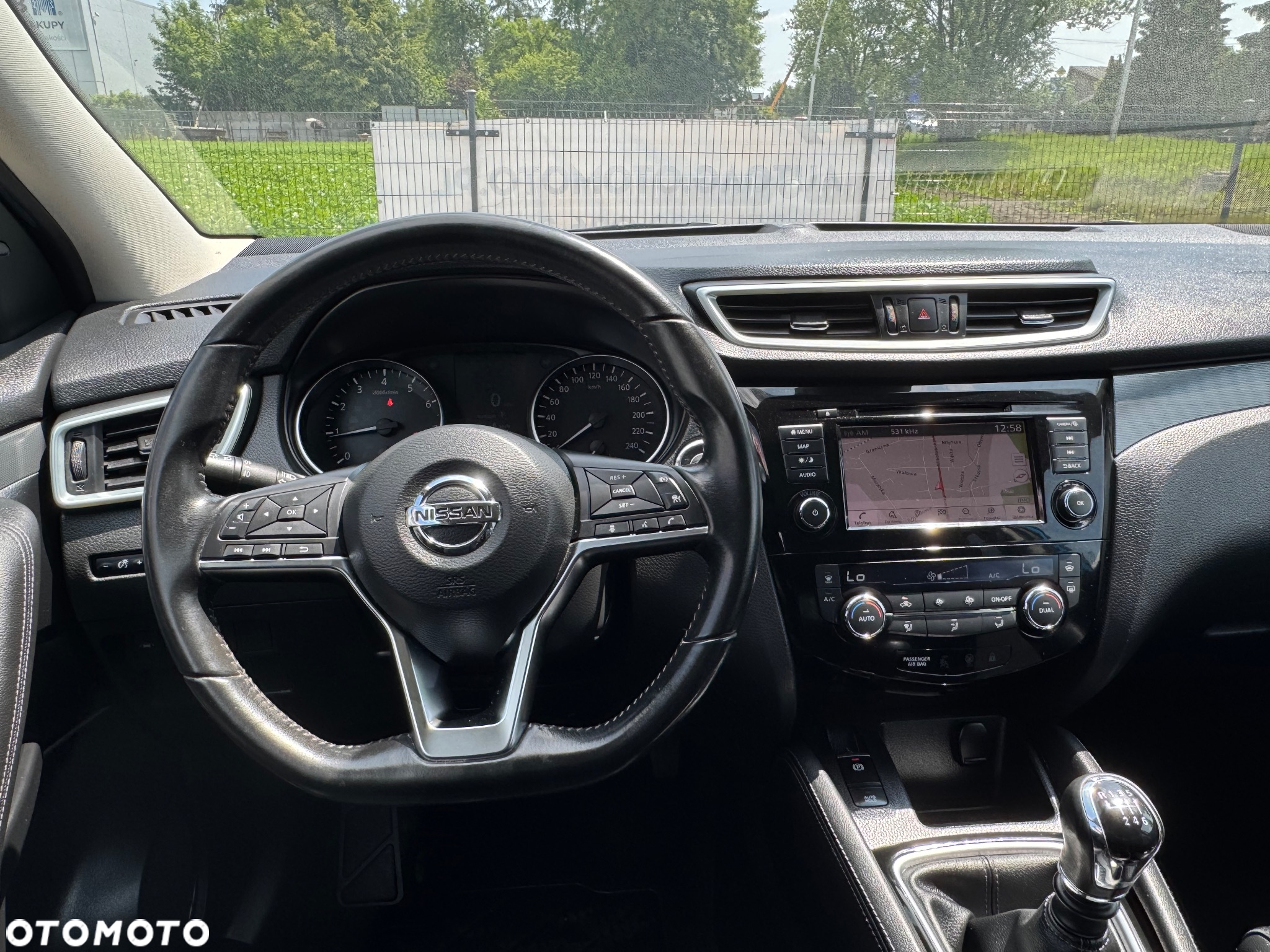 Nissan Qashqai - 25