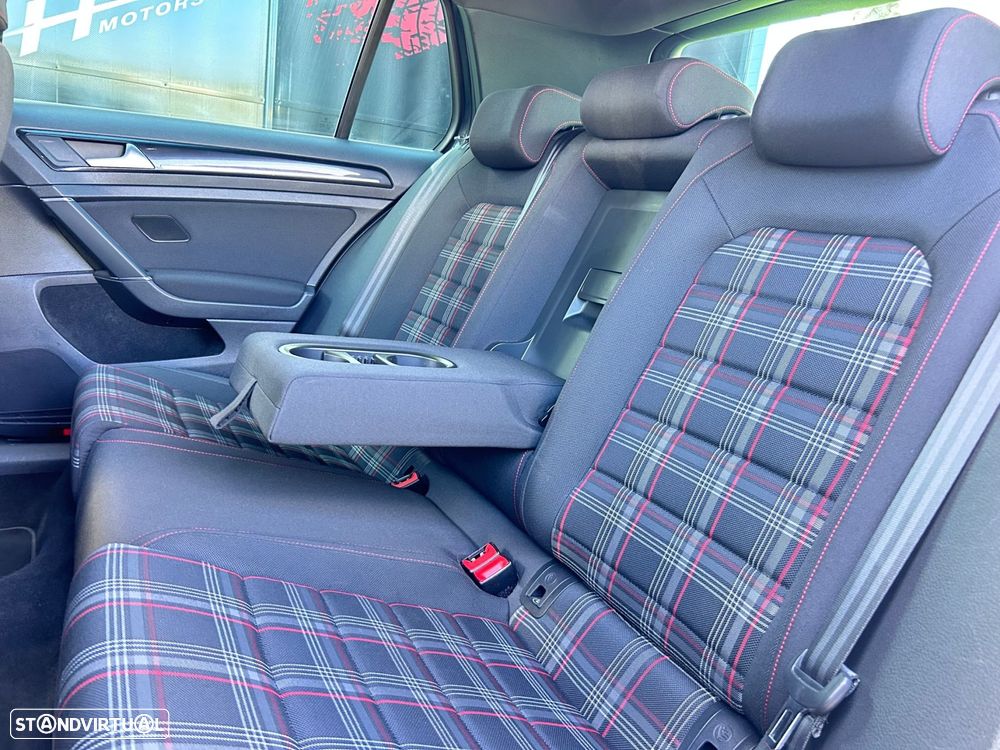 VW Golf 2.0 TSi GTi DSG Performance - 45