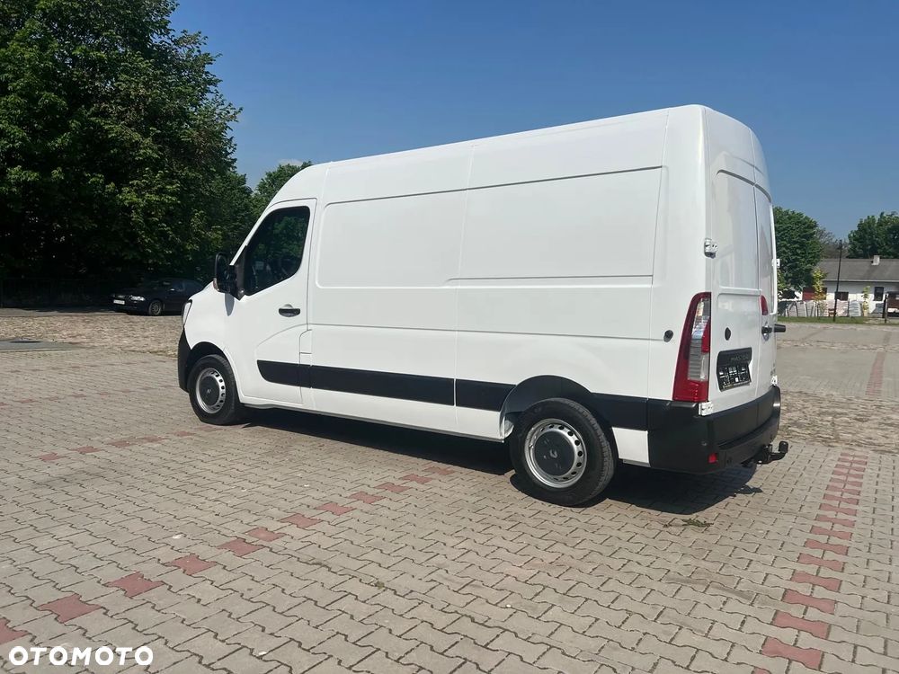 Renault Master 2.3 DCI / 136 KM / L2H2 / - 4