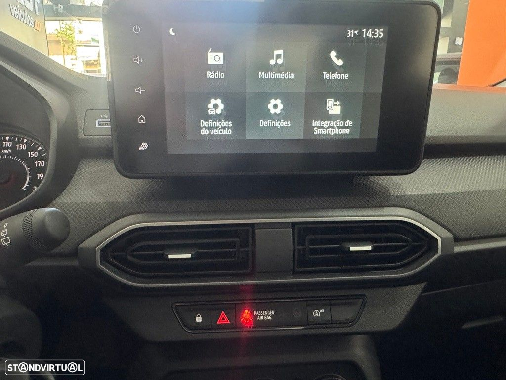 Dacia Sandero 1.0 SCe Essential - 17