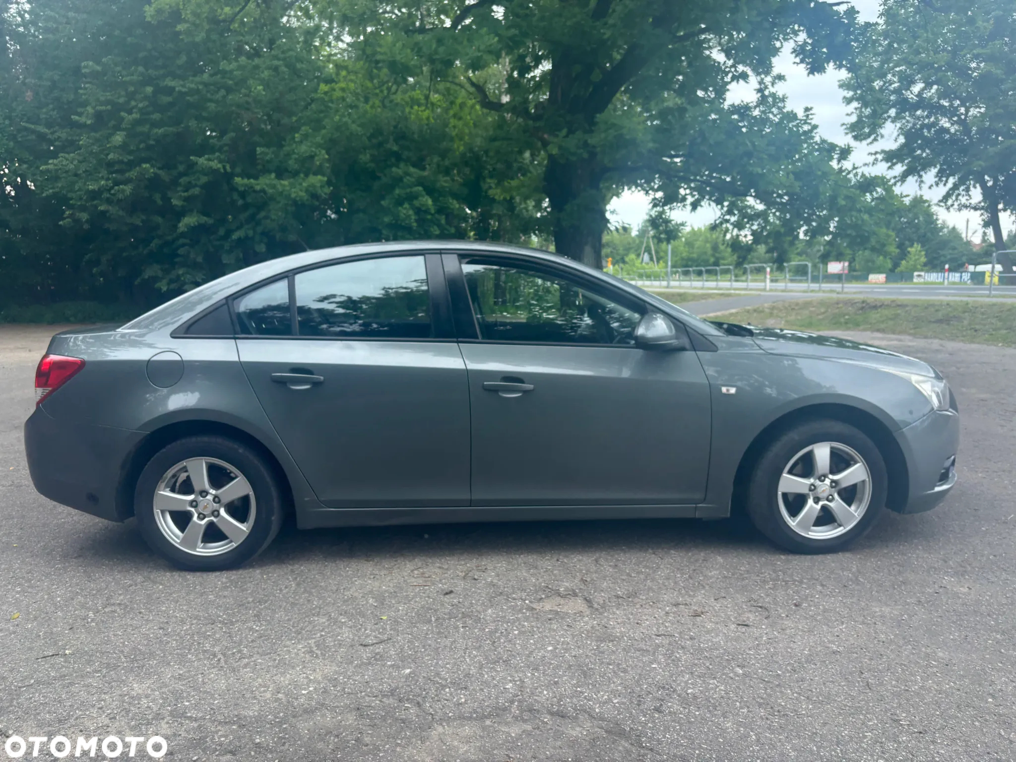 Chevrolet Cruze 1.8 LT+ - 4