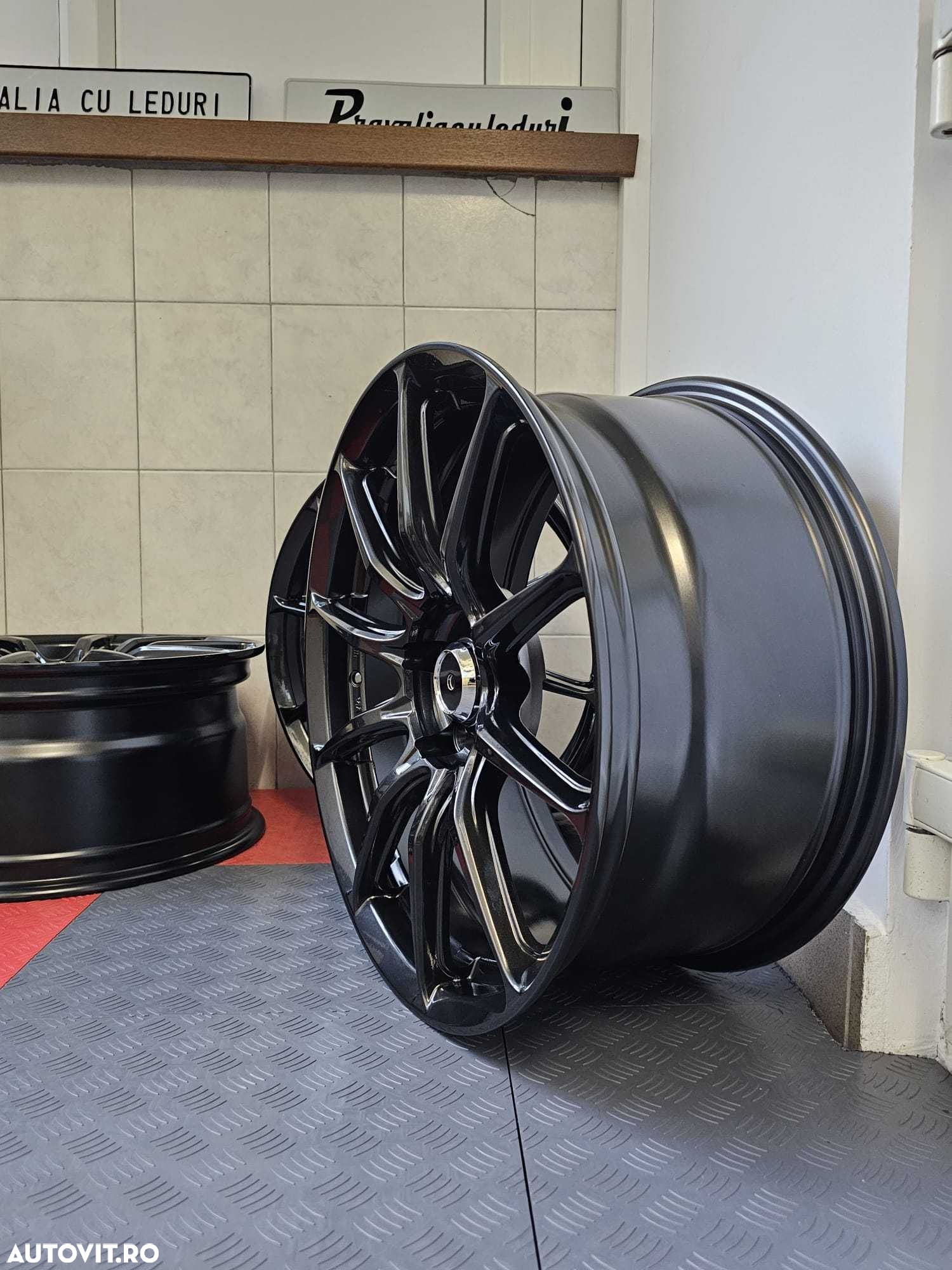 Jante aliaj 5x114,3 R18 18" negru lucios - 6