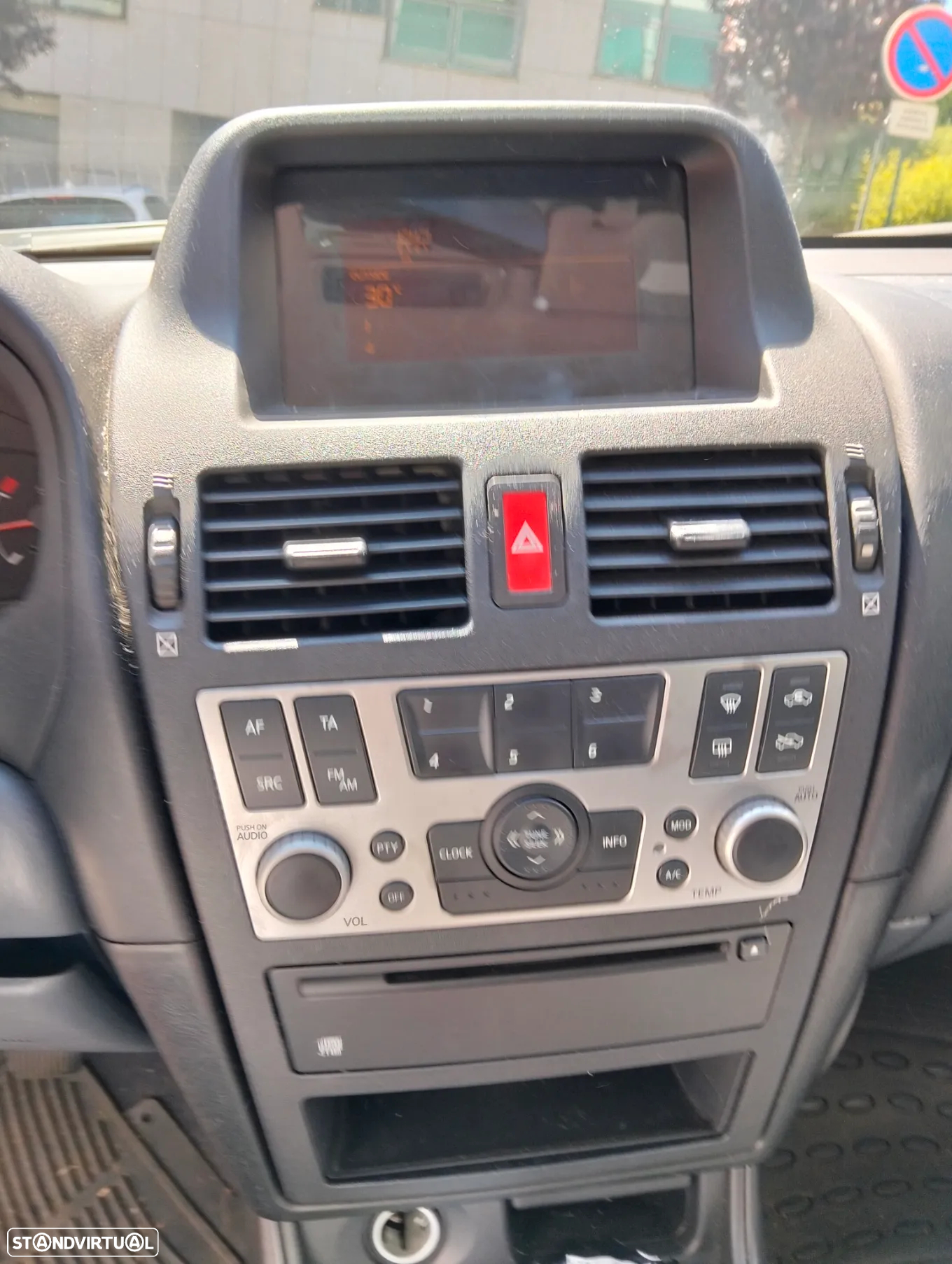 Nissan Almera 1.5 Acenta - 4