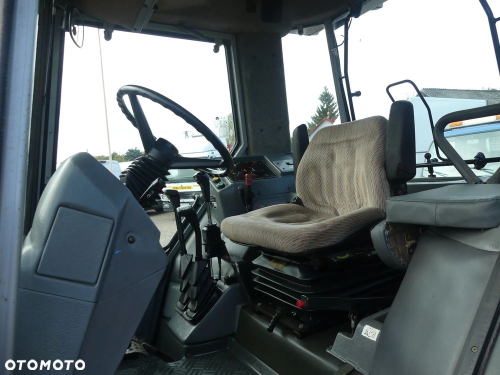 Massey Ferguson 3060 - 6
