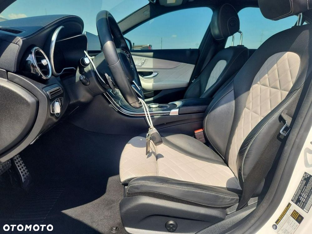 Mercedes-Benz Klasa C 300 9G-TRONIC AMG Line - 7