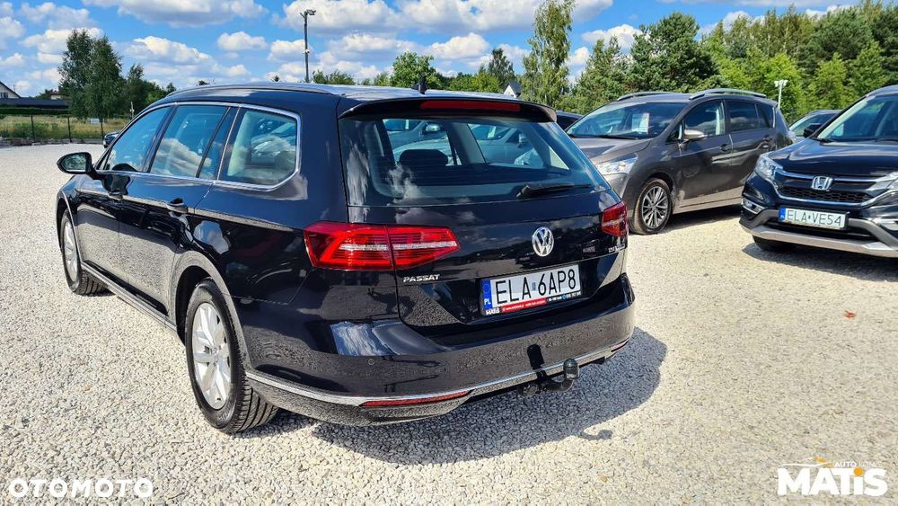 Volkswagen Passat - 31