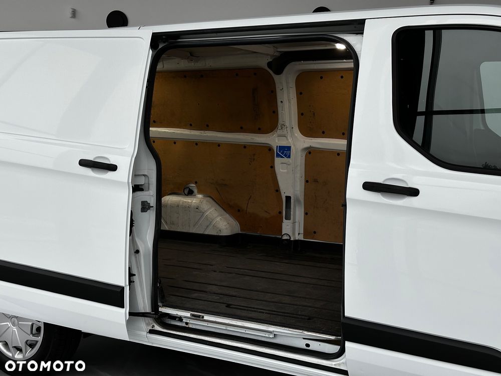 Ford Transit Custom - 17