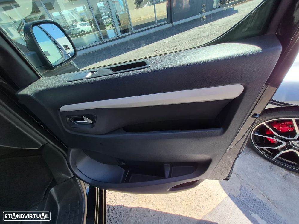Toyota Proace Verso 1.6 D-4D L2 1.2T Exclusive 9L - 20