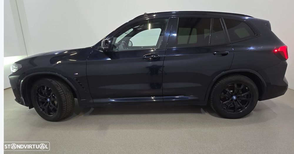 BMW iX3 - 4