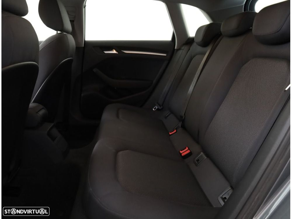 Audi A3 Sportback 30 TDI - 25