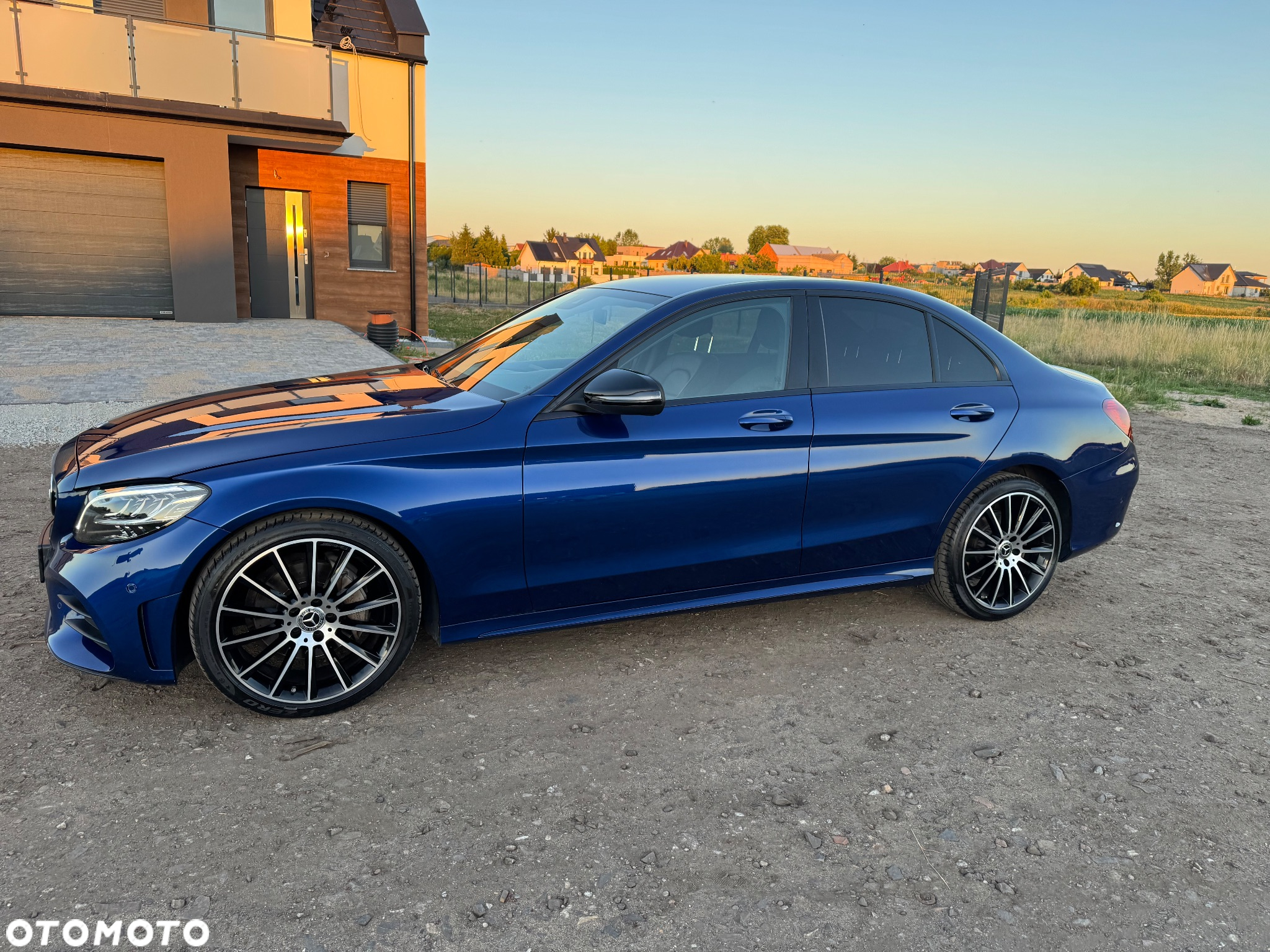Mercedes-Benz Klasa C 200 T 9G-TRONIC AMG Line - 17