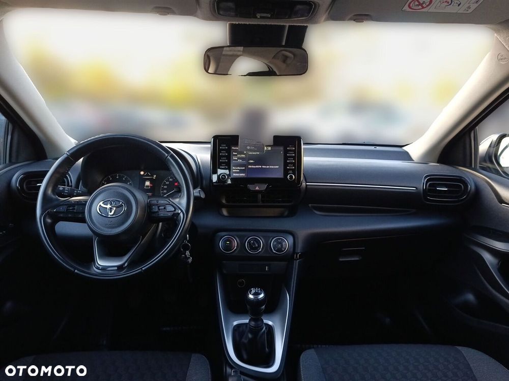 Toyota Yaris 1.5 Comfort - 12