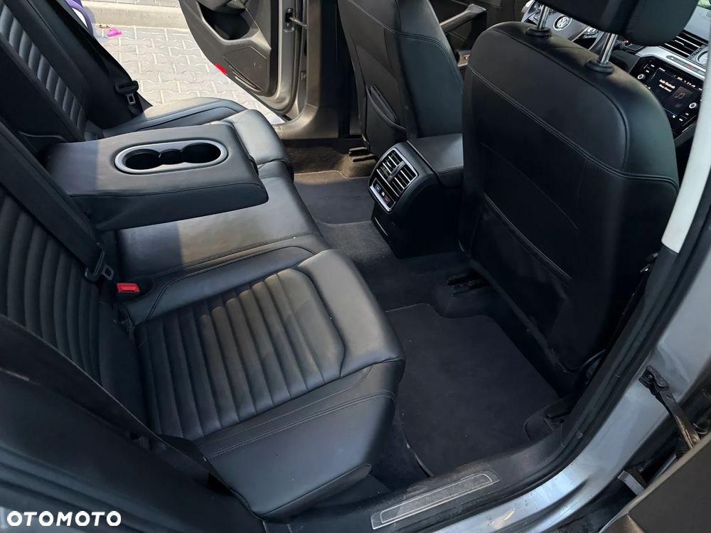 Volkswagen Passat 1.8 TSI BMT Highline DSG - 24