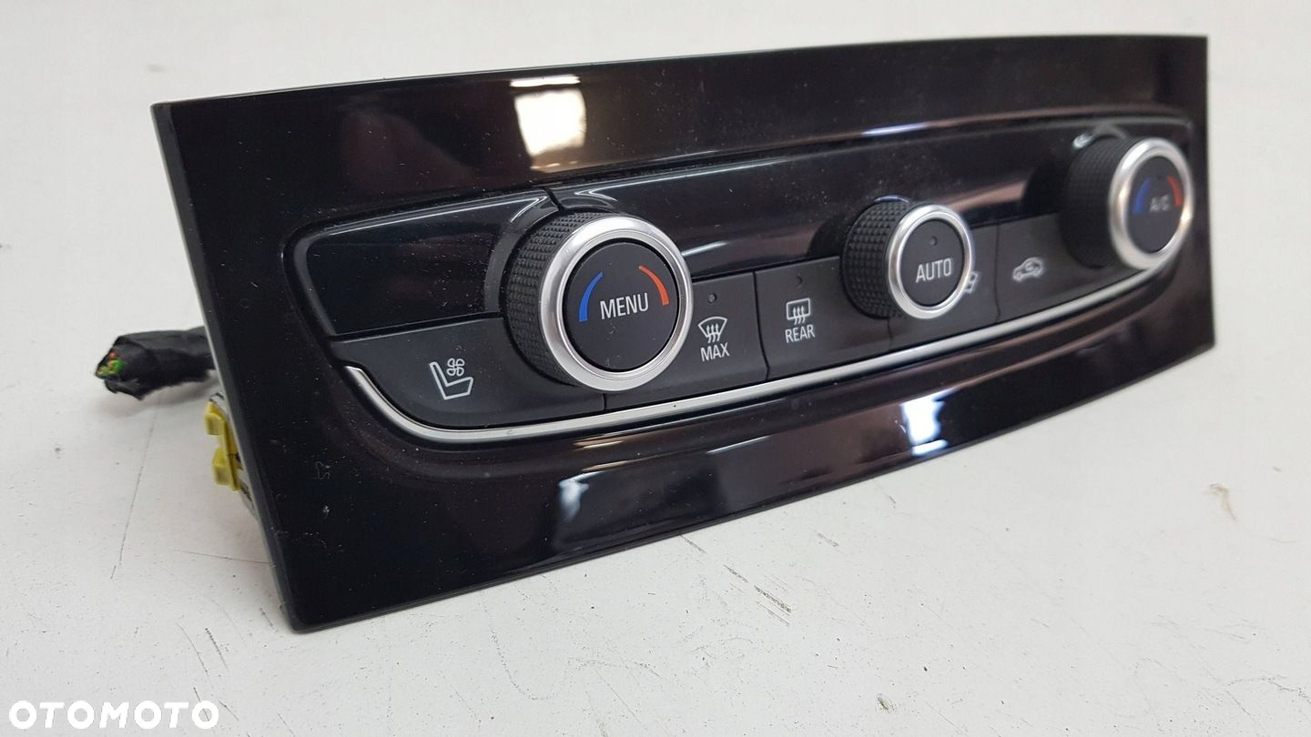 Opel Grandland X 17- Panel klimatyzacji ogrzewania EU - 2