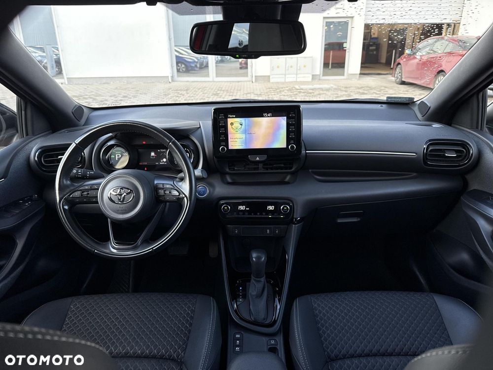 Toyota Yaris Hybrid 1.5 Selection Style - 11