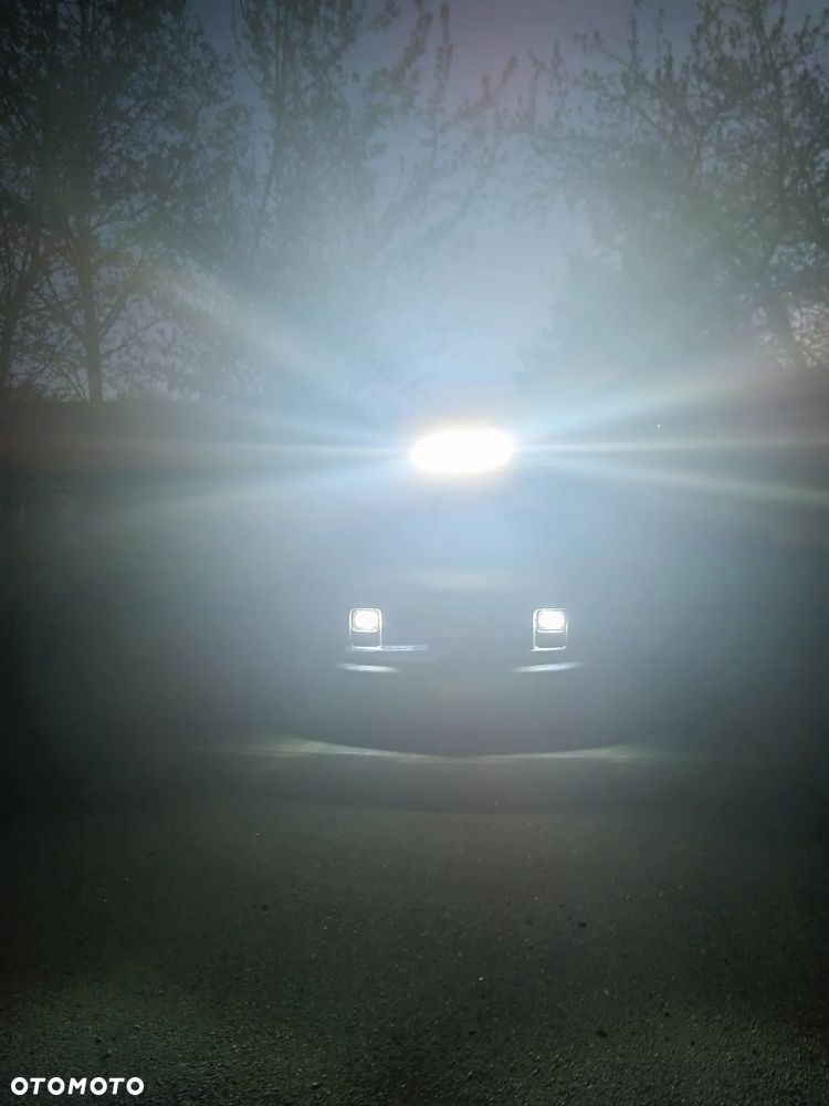 Chevrolet Express - 30