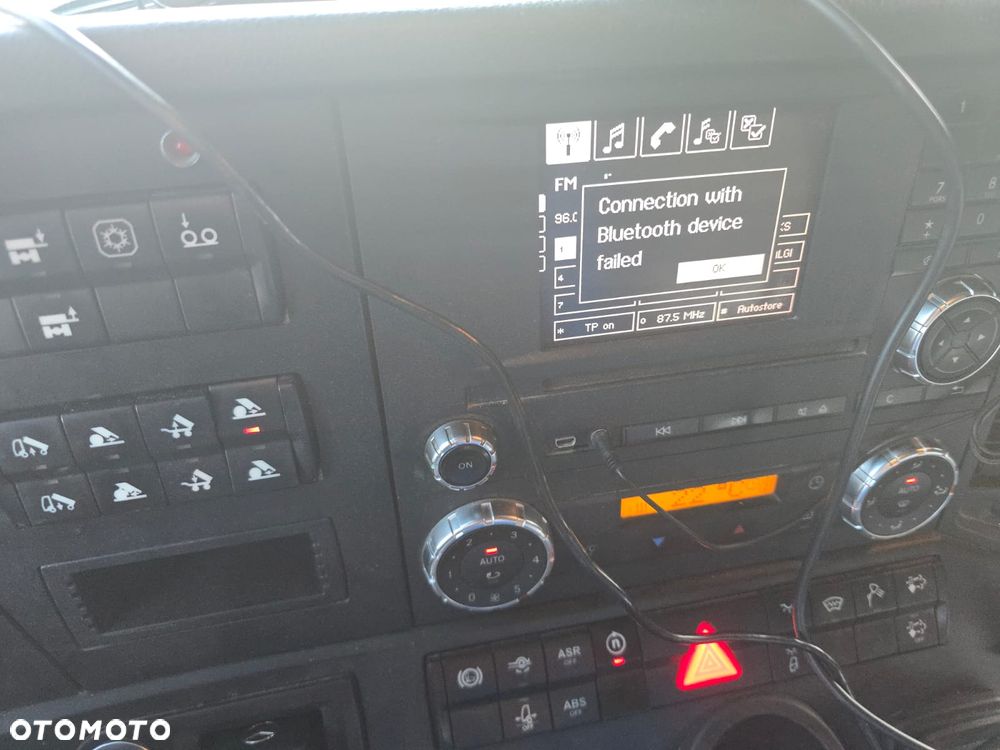 Mercedes-Benz AROCS - 22