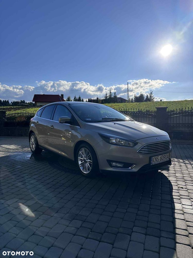 Ford Focus 1.0 EcoBoost Titanium - 1