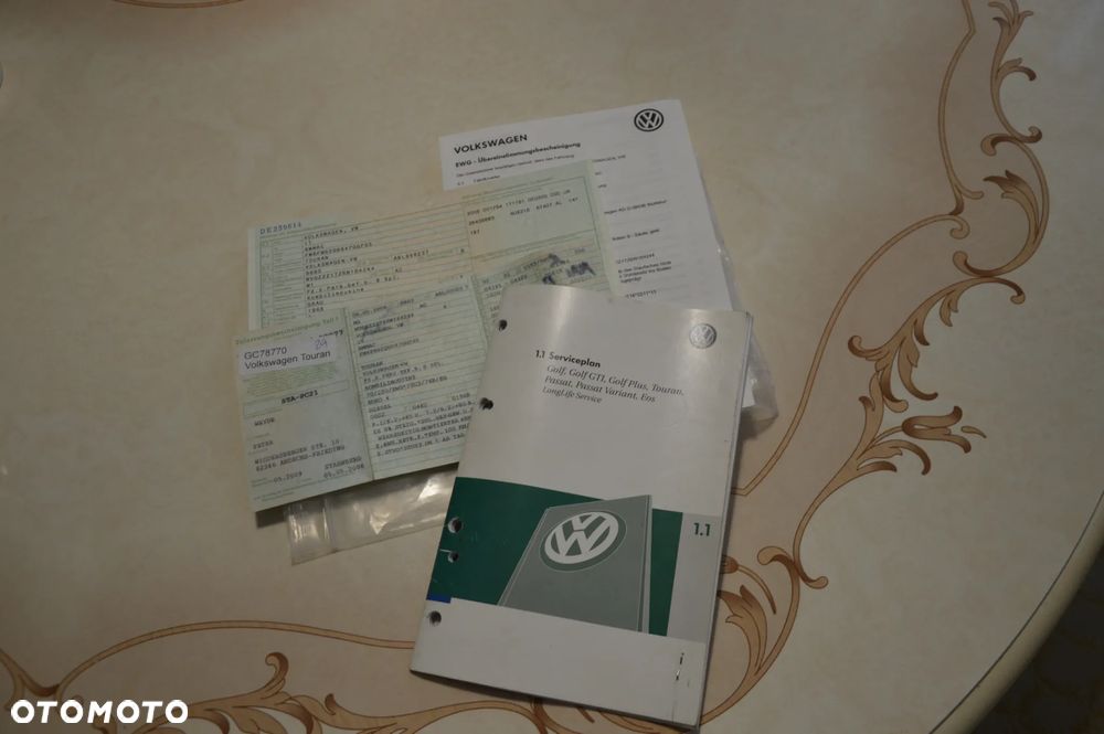 Volkswagen Touran 2.0 TDI Trendline - 32