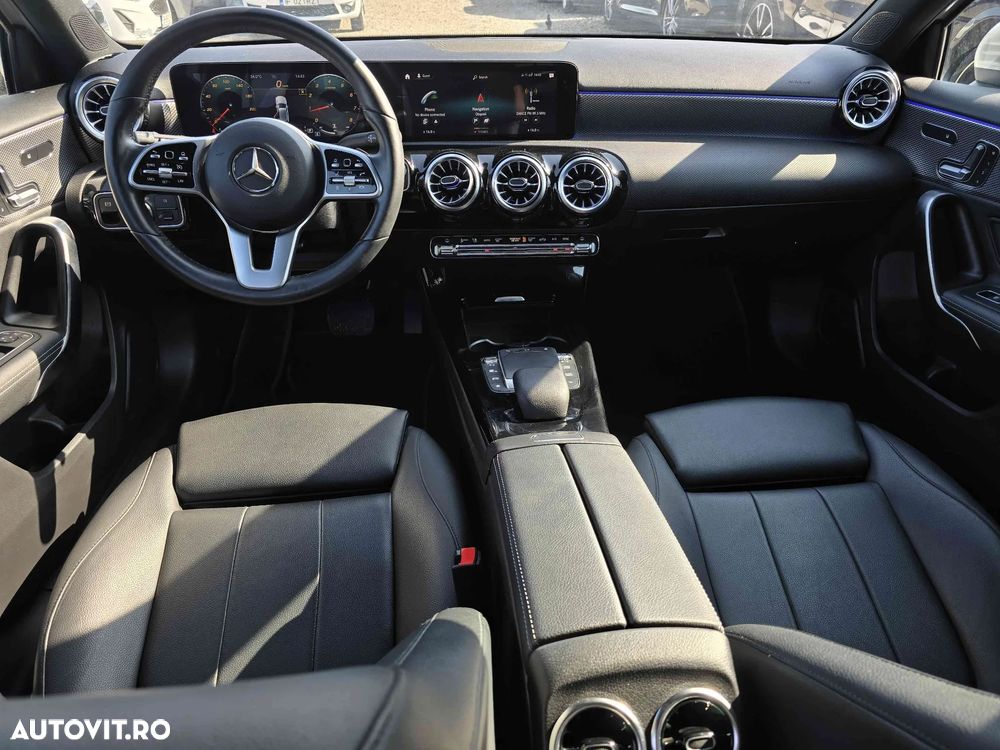 Mercedes-Benz A 200 - 11