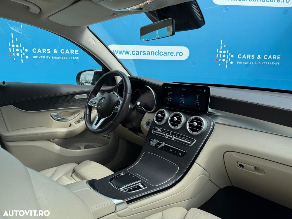 Mercedes-Benz GLC Coupe 300 e 4MATIC - 21