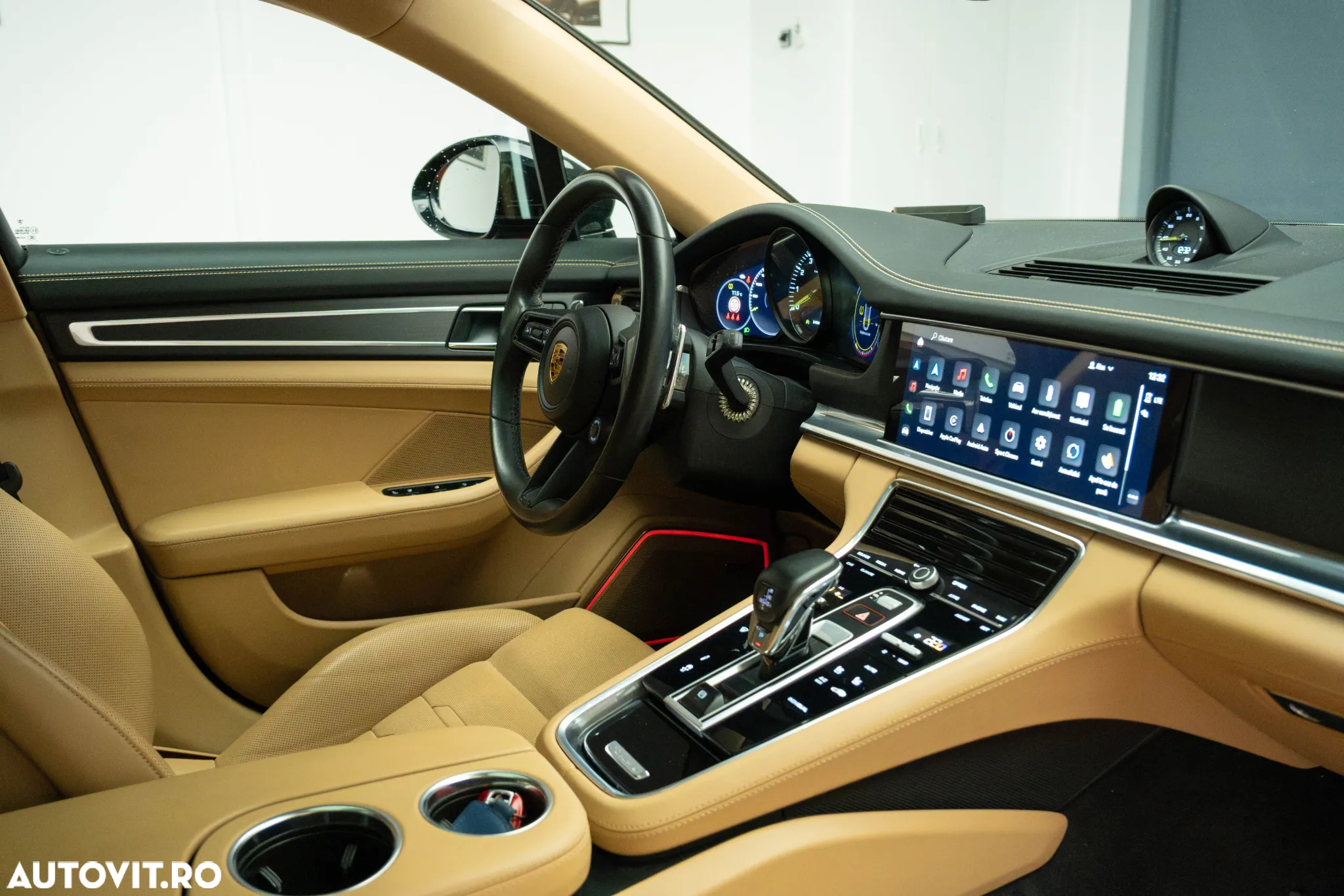 Porsche Panamera - 16