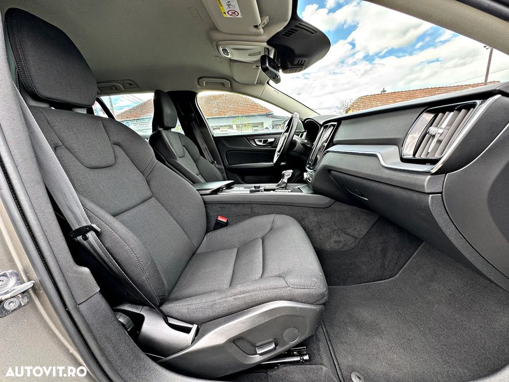 Volvo V60 D3 Geartronic Momentum - 8