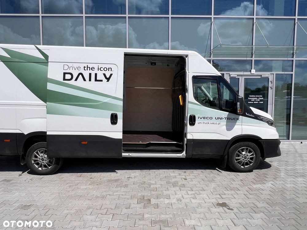 Iveco W CENIE PRZEGLĄDY EKSPOATACYJNE 4 LATA lub 300 000 km !!! - 17